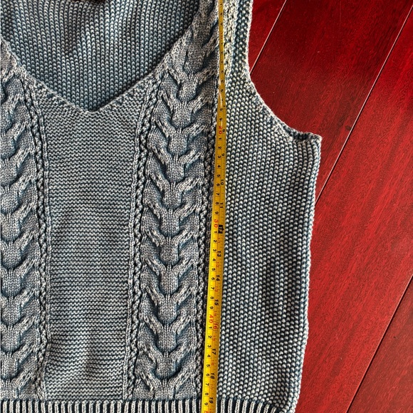 Nwt Knit cotton sleeveless sweater - Picture 10 of 12